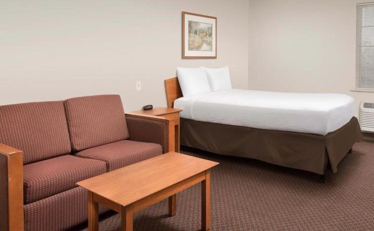 Woodspring Suites Holland - Grand Rapids Extérieur photo